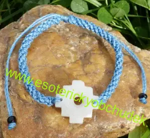 NÁRAMEK se symbolem CHACANA (ANDSKÝ KŘÍŽ)