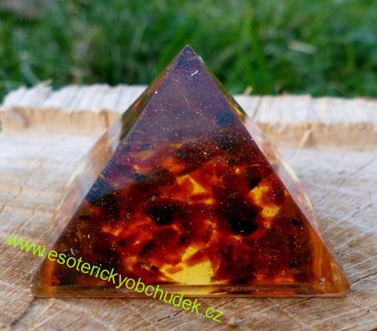 Pyramida - JANTAR (restaurovaný) 4 cm