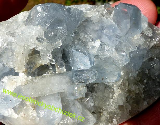 Celestin - geoda ve tvaru vejce 7 cm