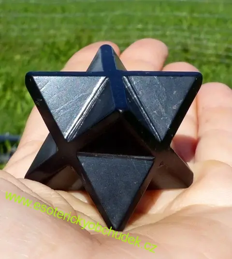 MERKABA ZE ŠUNGITU - leštěná 5,7 cm