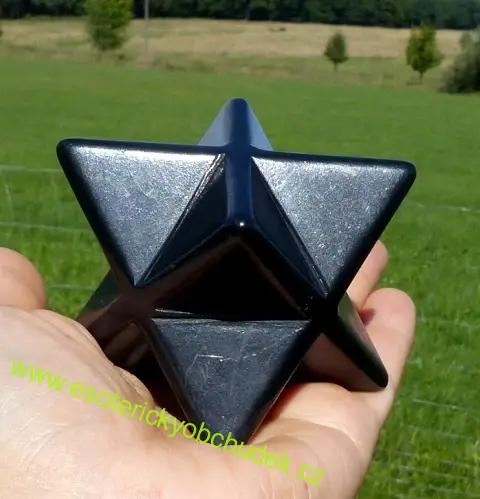 MERKABA ZE ŠUNGITU - leštěná 9 cm