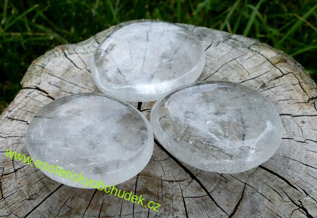 KŘIŠŤÁL - hmatka (placička) tromlovaná 4 cm - cena do vyprodání zásob (skladem 1 ks)