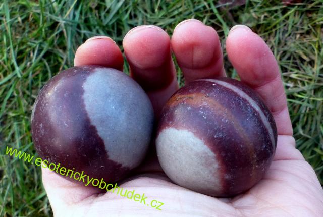 Shiva lingham - čínské masážní koule (cchi-kung koule) cca 4,5 cm 