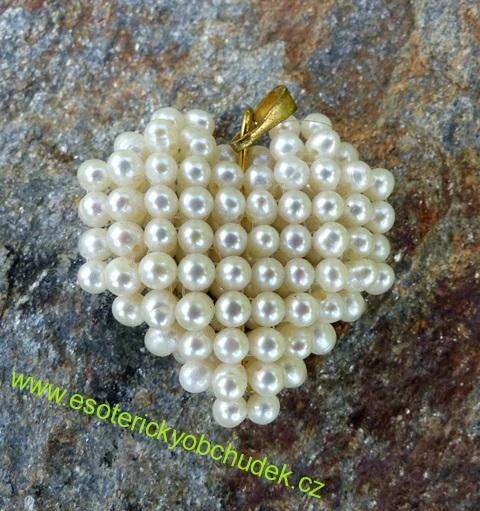 Přívěsek srdce - říční perly 3 cm - - cena do vyprodání zásob
