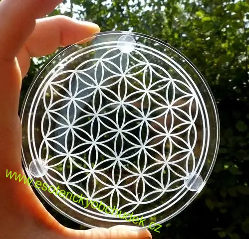 Skleněná podložka (podtácek) s laserovaným květem života - na harmonizaci, průměr 11 cm