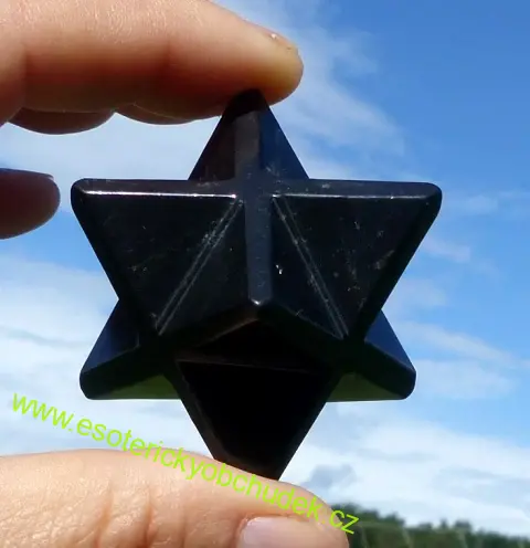 MERKABA ZE ŠUNGITU - leštěná 5,7 cm