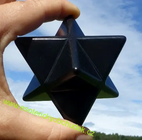 MERKABA ZE ŠUNGITU - leštěná 9 cm