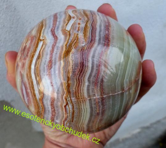 Koule z aragonitu cca 10 cm