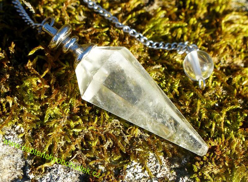 Kyvadlo křišťál s kovovým úchytem - řetízek chir. ocel