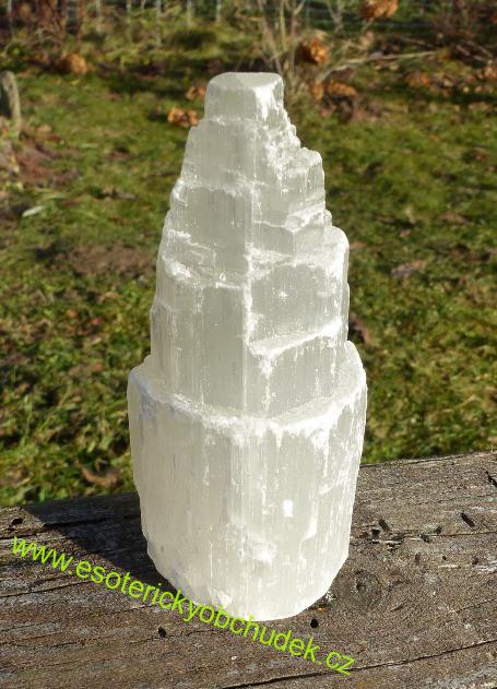 KASKÁDA - SELENIT cca 10 x  4 cm