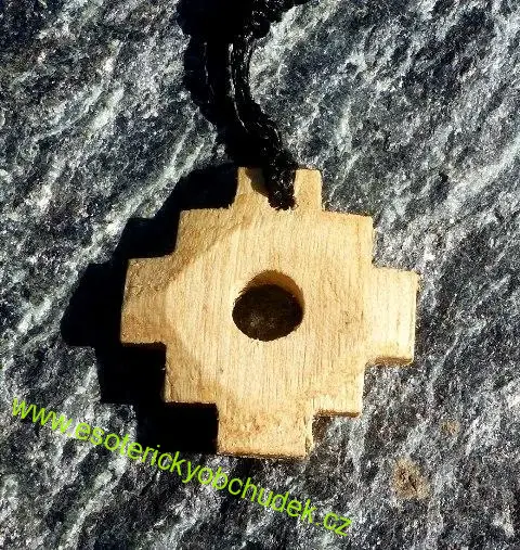 CHACANA (ANDSKÝ KŘÍŽ) - PALO SANTO - symbol ručně vyřezaný přívěsek na šňůrce