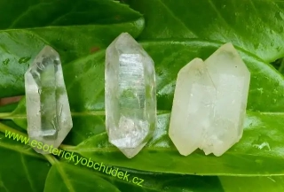 Křišťál - oboustranný krystal/herkimer 3 - 4 cm délky