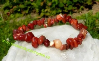 Náramek - KARNEOL (sardonyx) Madagaskar (sekaný)