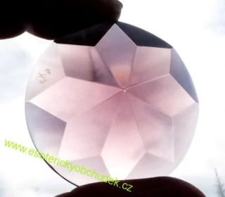 "PYRAMIDÁLNÍ ZLATÝ VESMÍRNÝ KRYSTAL" - ZLATÝ PROSTOR - AKTIVACE VNITŘNÍHO SVĚTLA, ROVNOVÁHY A STABILITY, HLOUBKOVÉ ČIŠTĚNÍ ENERGETICKÉHO SYSTÉMU